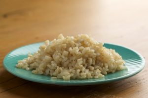 Você pode congelar arroz integral cozido?