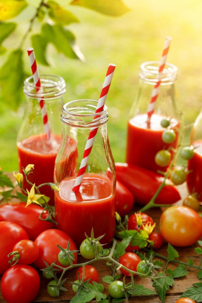 Você pode congelar suco de tomate