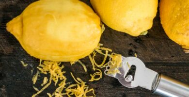 Você pode congelar raspas de limão